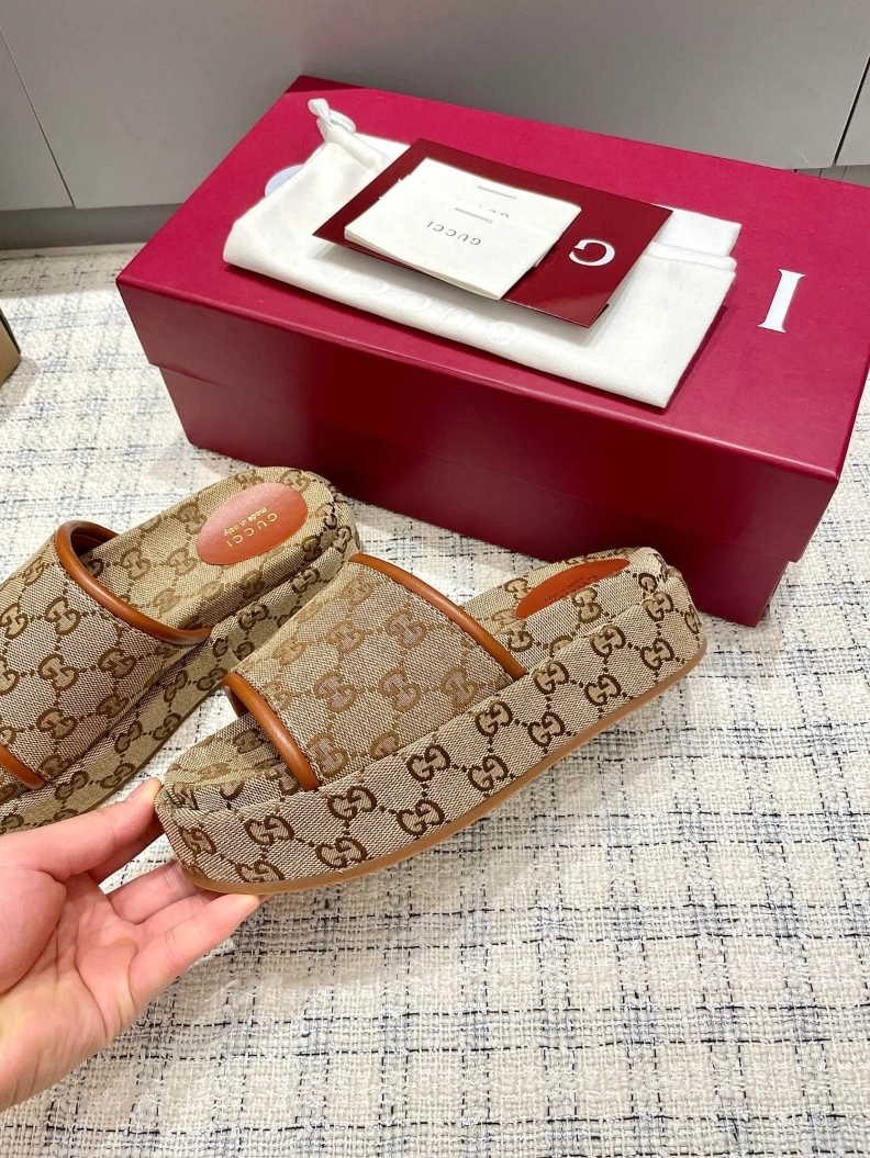 Classic Gxccx Slippers 157343