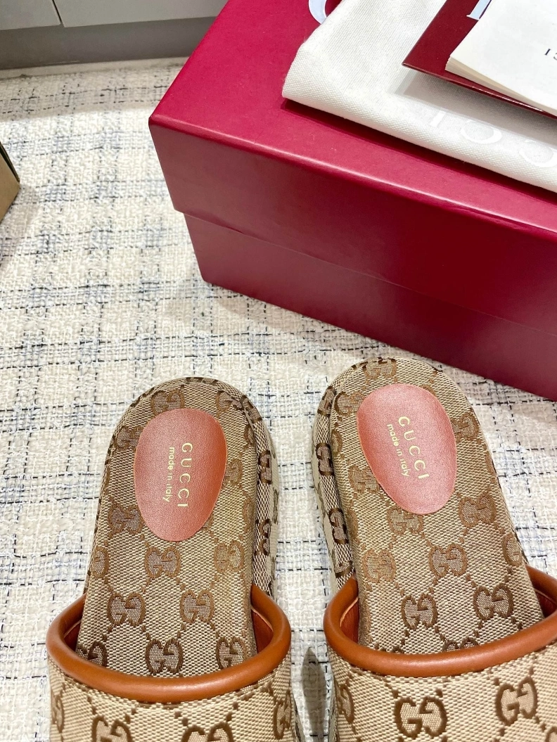 Classic Gxccx Slippers 157343