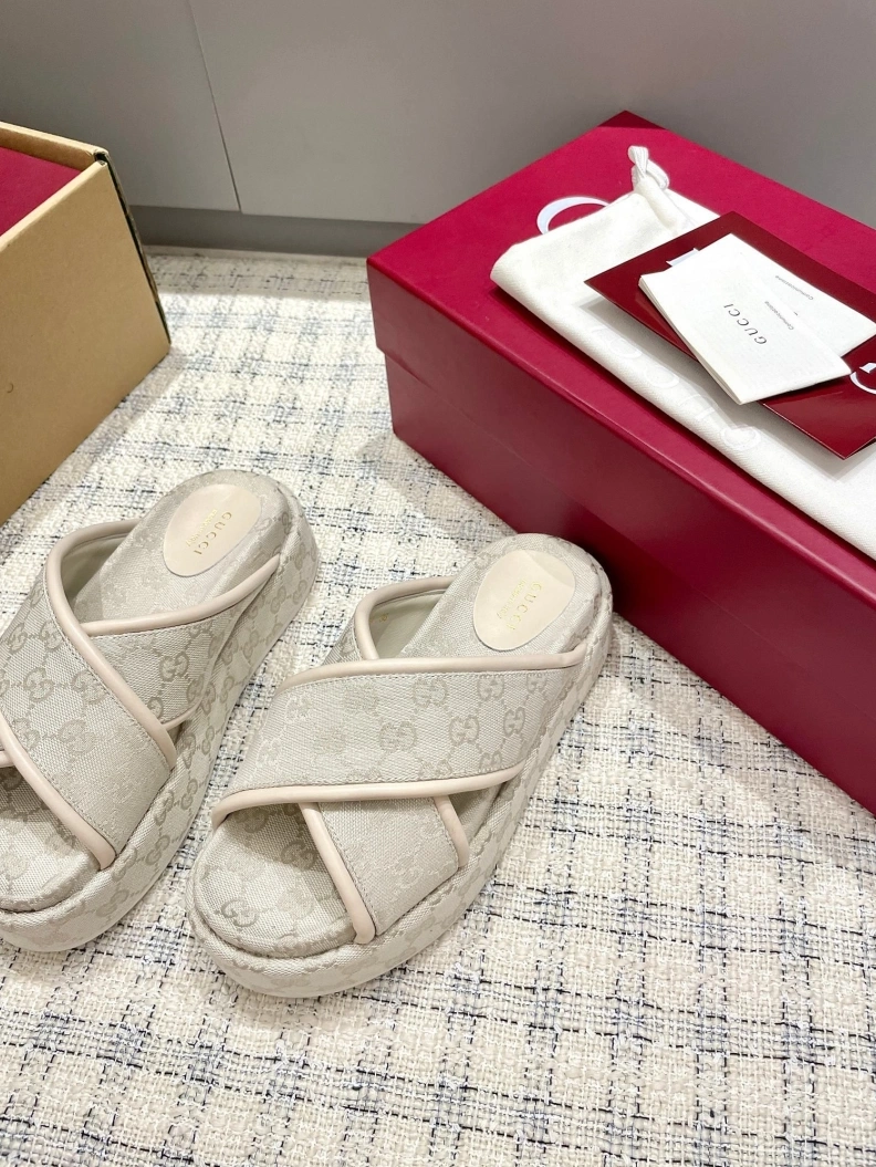 Gxccx Slippers Soft 157339