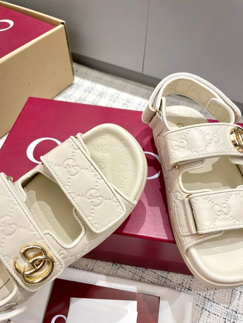 Gxccx Sandals ModernLook 157485