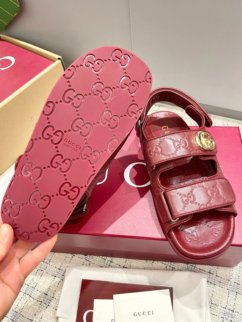 Gxccx Sandals UrbanStyle 157512