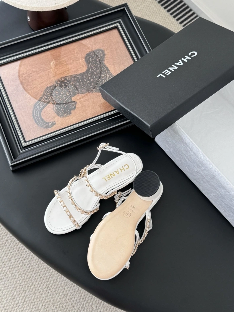Efficient Chxnxl Sandals 120268