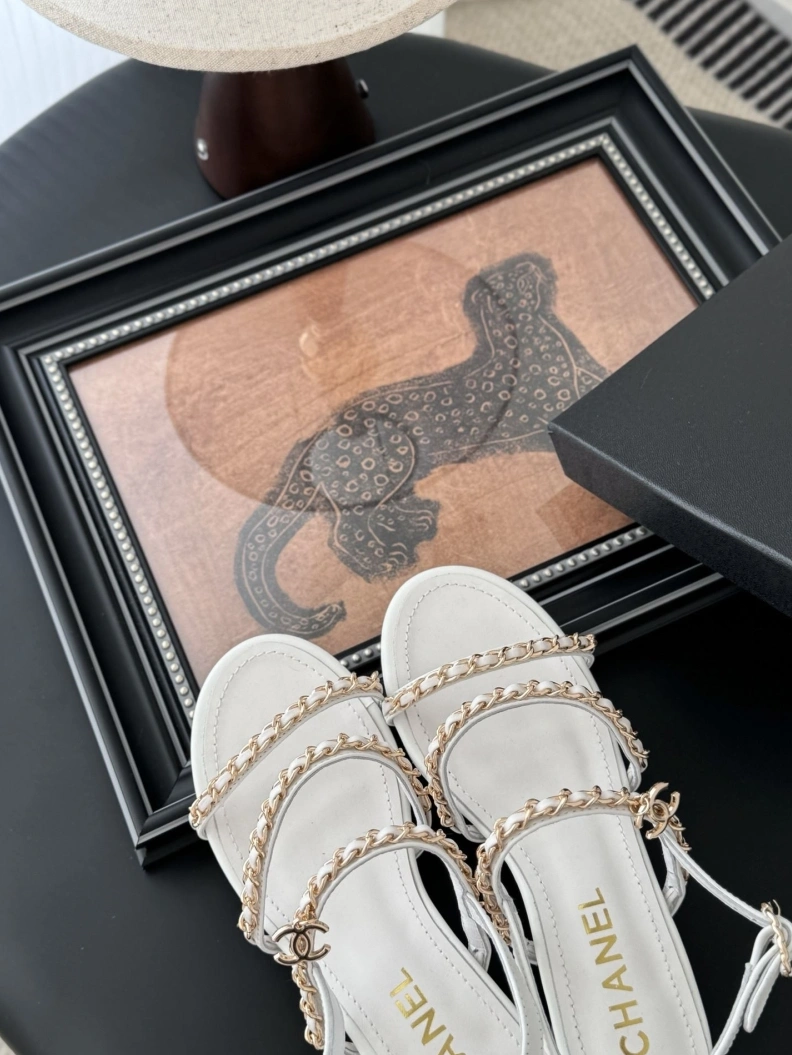 Efficient Chxnxl Sandals 120268