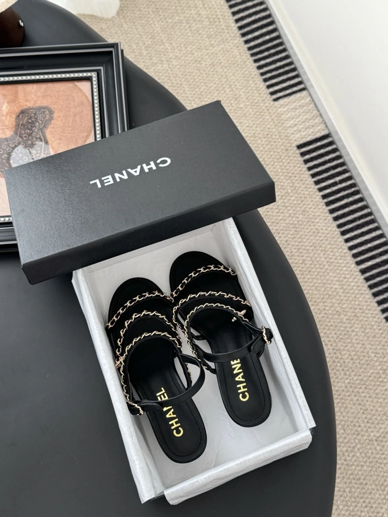 Elegant Chxnxl Sandals 120270