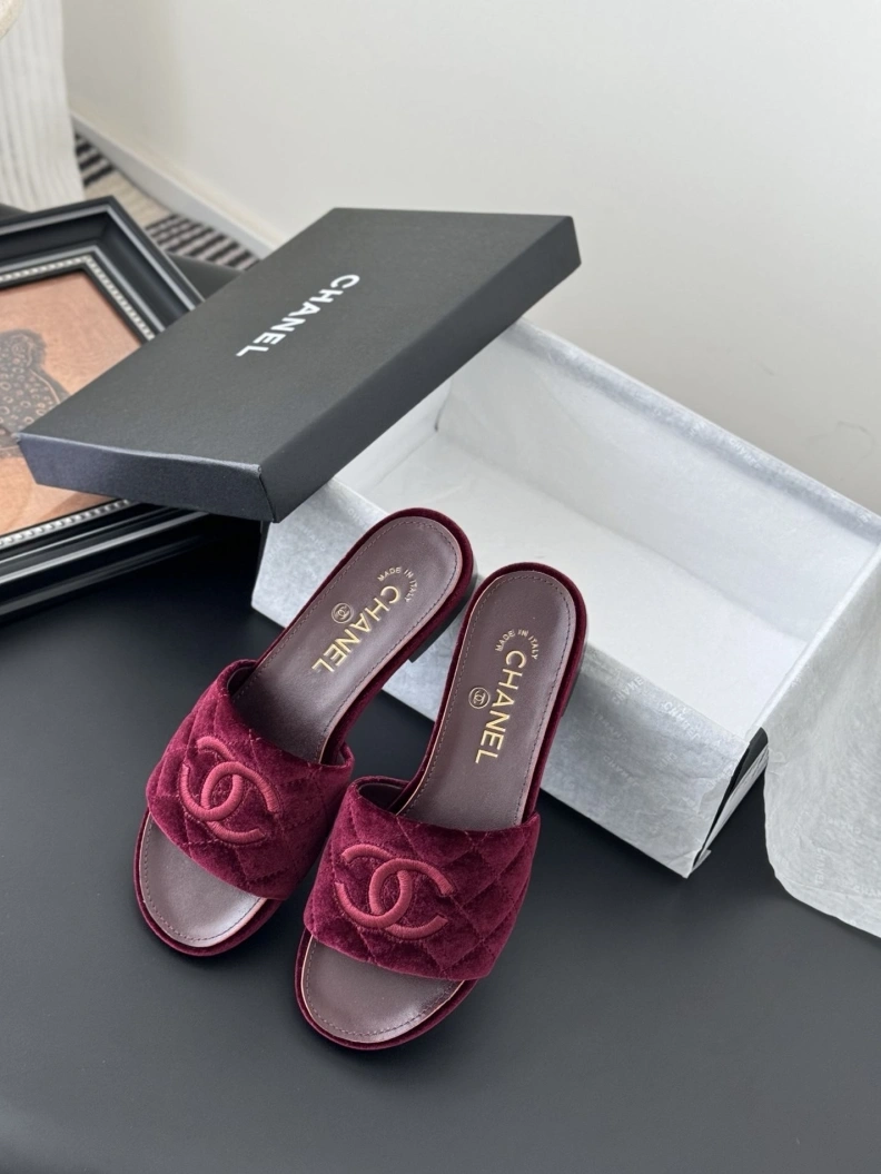 Chxnxl Slippers WellDesigned 119771