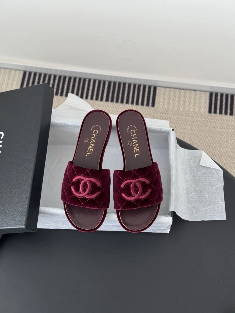 Chxnxl Slippers WellDesigned 119771