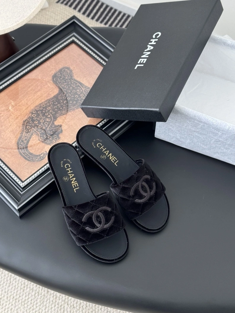 Chxnxl Slippers GoAnywhere 119778