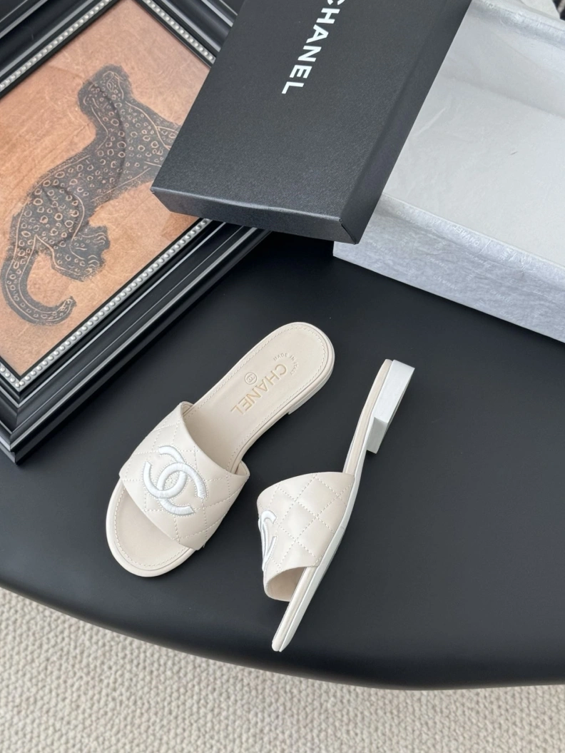 AllSeason Chxnxl Slippers 119766