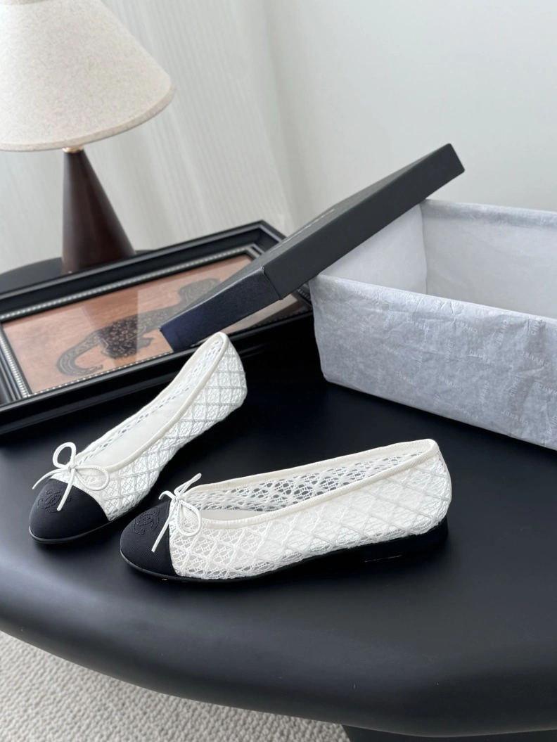 Reliable Chxnxl Flat Shoes 120873