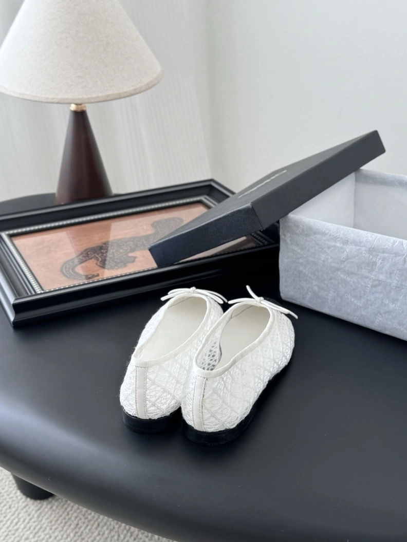 Reliable Chxnxl Flat Shoes 120873