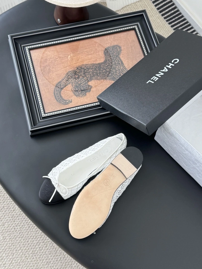 Reliable Chxnxl Flat Shoes 120873
