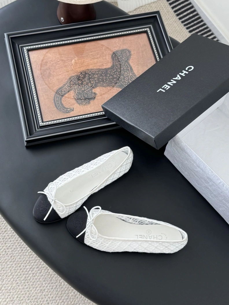 Reliable Chxnxl Flat Shoes 120873