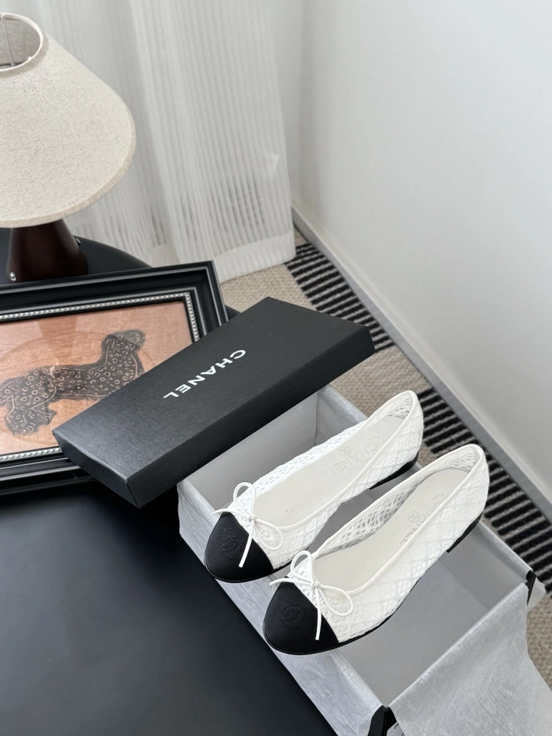 Reliable Chxnxl Flat Shoes 120873