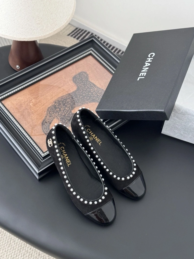 Efficient Chxnxl Flat Shoes 120868