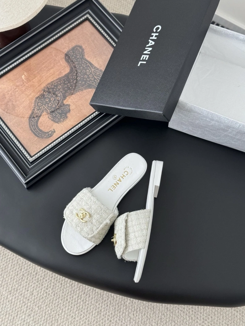 Soft Chxnxl Slippers 119763