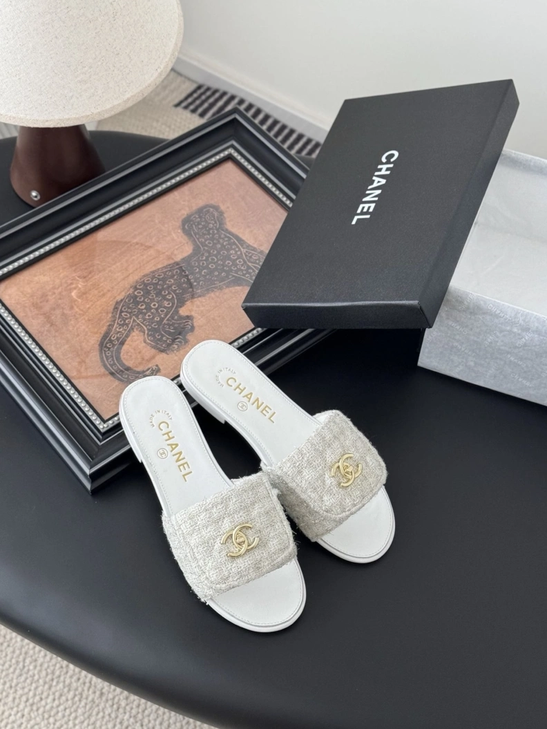 Soft Chxnxl Slippers 119763