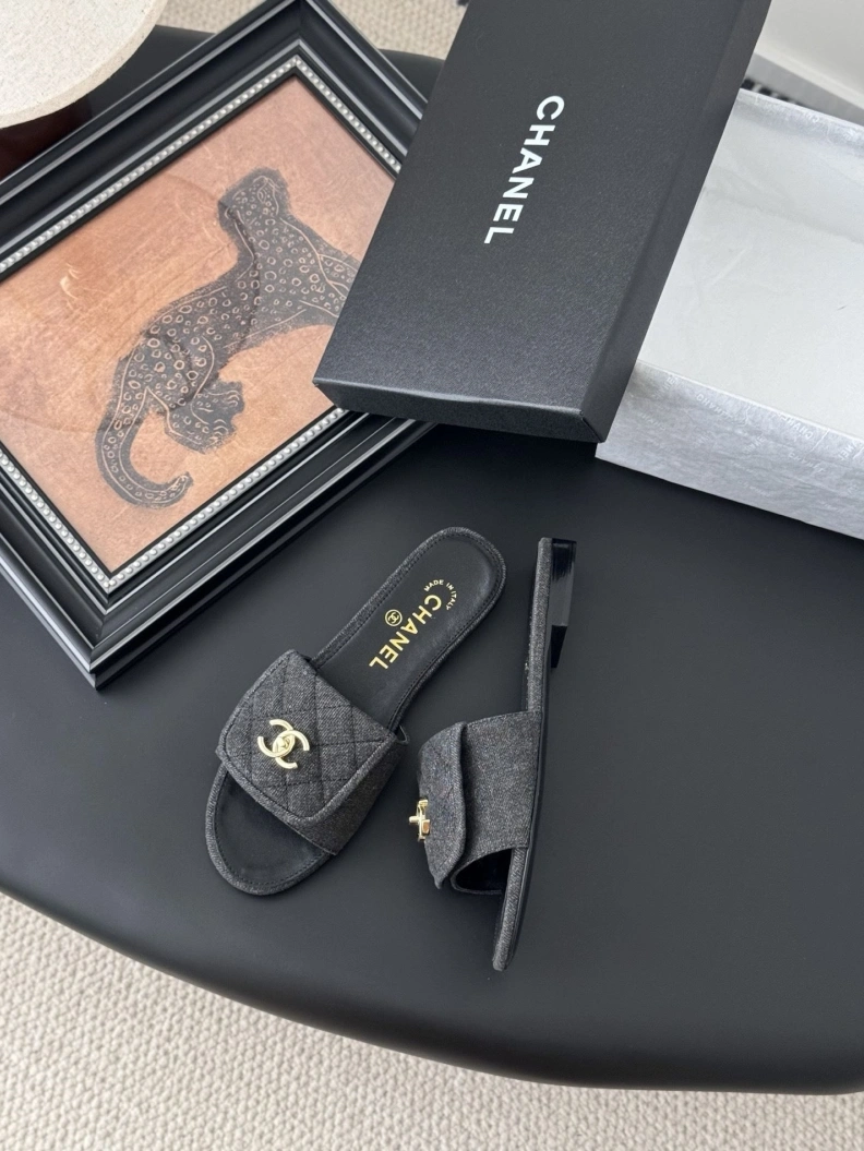 Chxnxl Slippers WellDesigned 119762