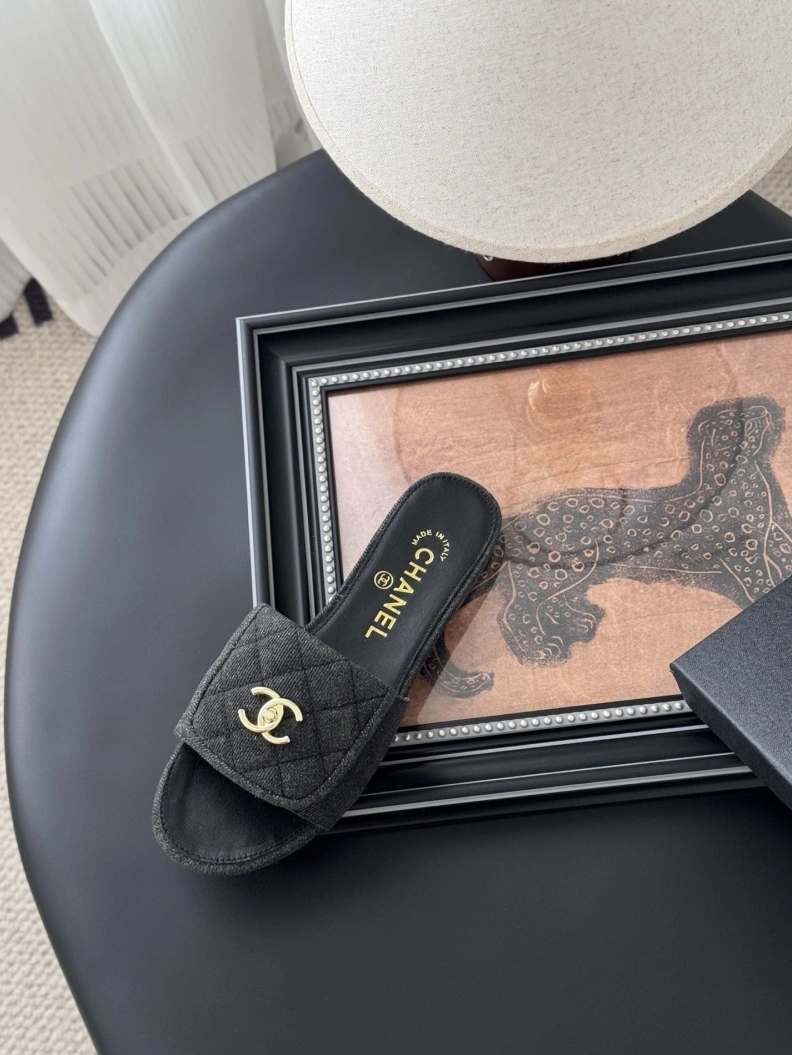 Chxnxl Slippers WellDesigned 119762