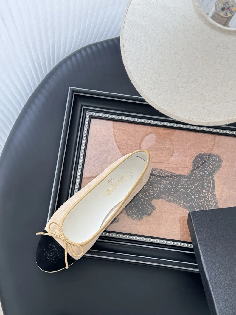 Classic Chxnxl Flat Shoes 120862