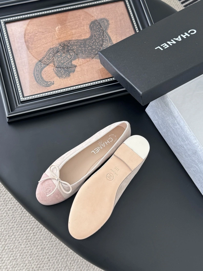 Flexible Chxnxl Flat Shoes 120857