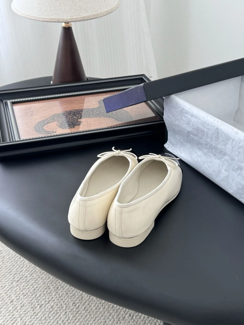 Elegant Chxnxl Flat Shoes 120852