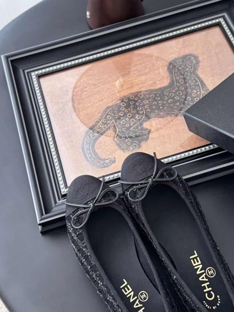 Trendy Chxnxl Flat Shoes 120842