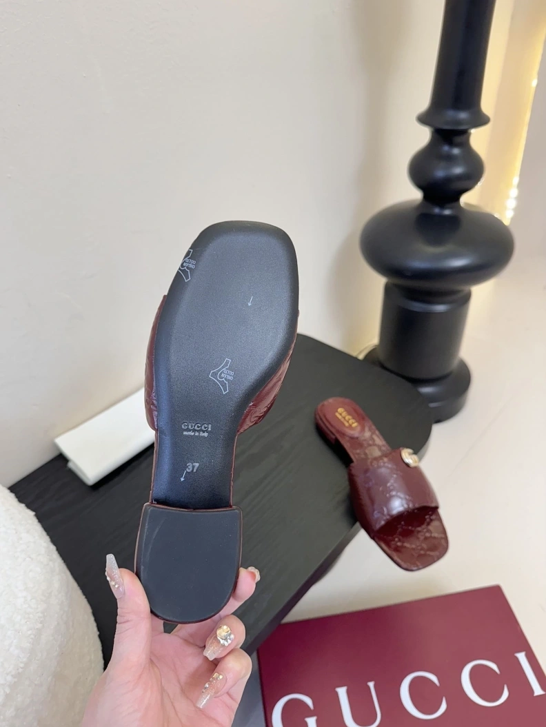 ModernLook Gxccx Slippers 157335