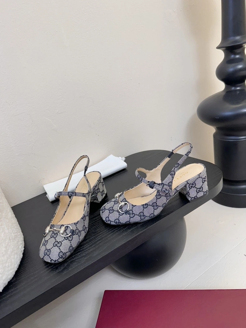 Cozy Gxccx Sandals 157482