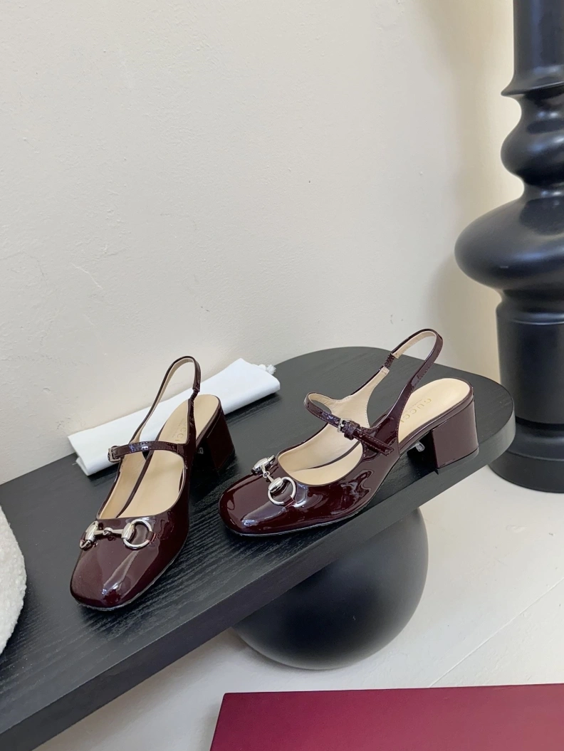WellDesigned Gxccx Sandals 157451