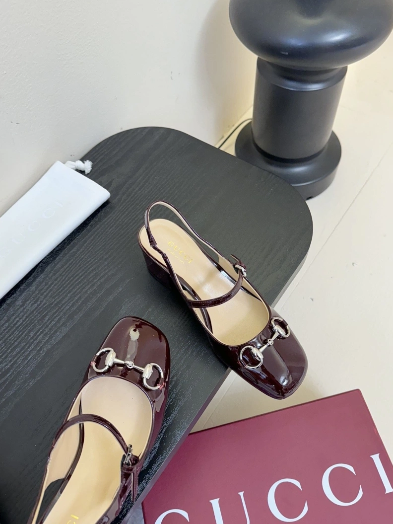 WellDesigned Gxccx Sandals 157451