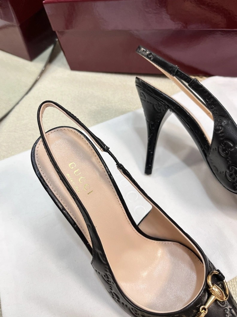 Gxccx Sandals EasyMatch 157476
