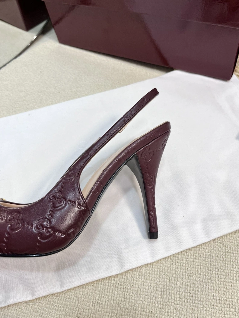 Sophisticated Gxccx Sandals 157466