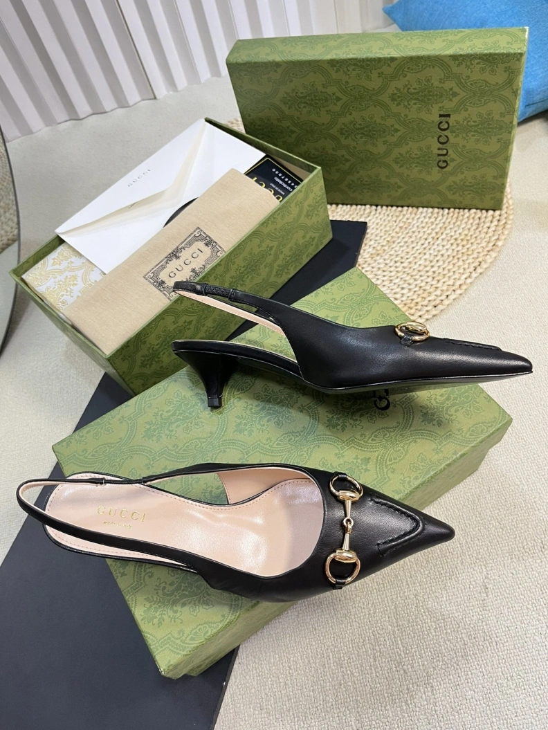 Affordable Gxccx Sandals 157465