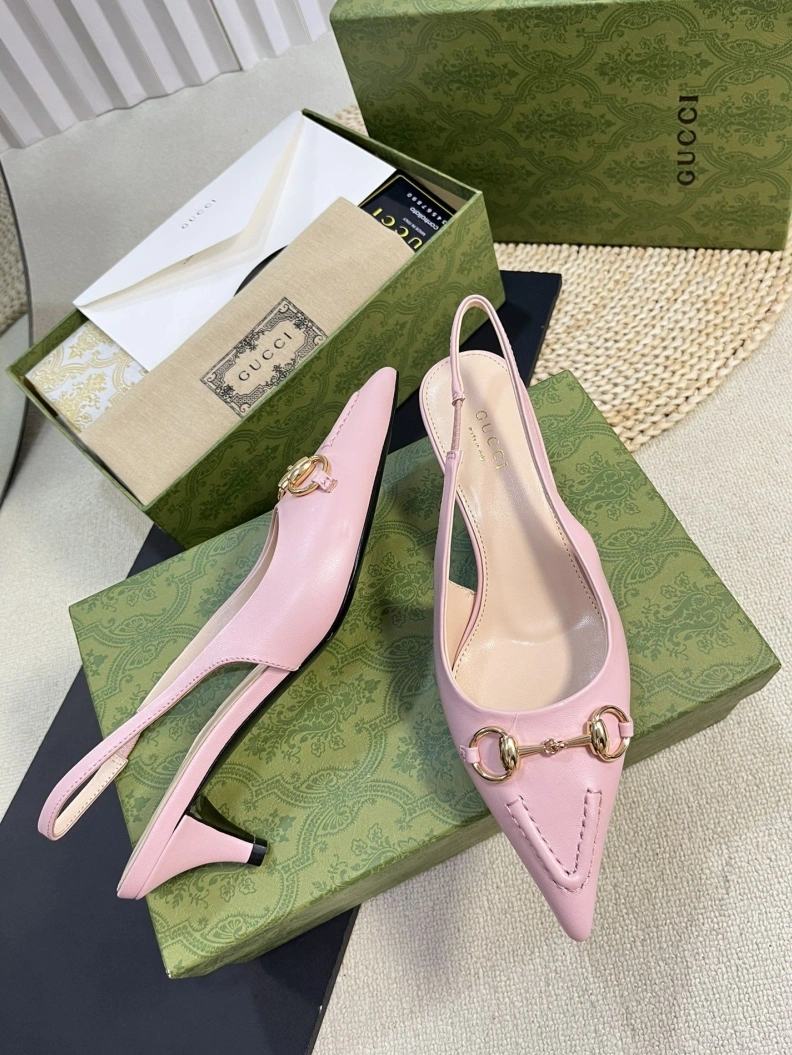 Affordable Gxccx Sandals 157460