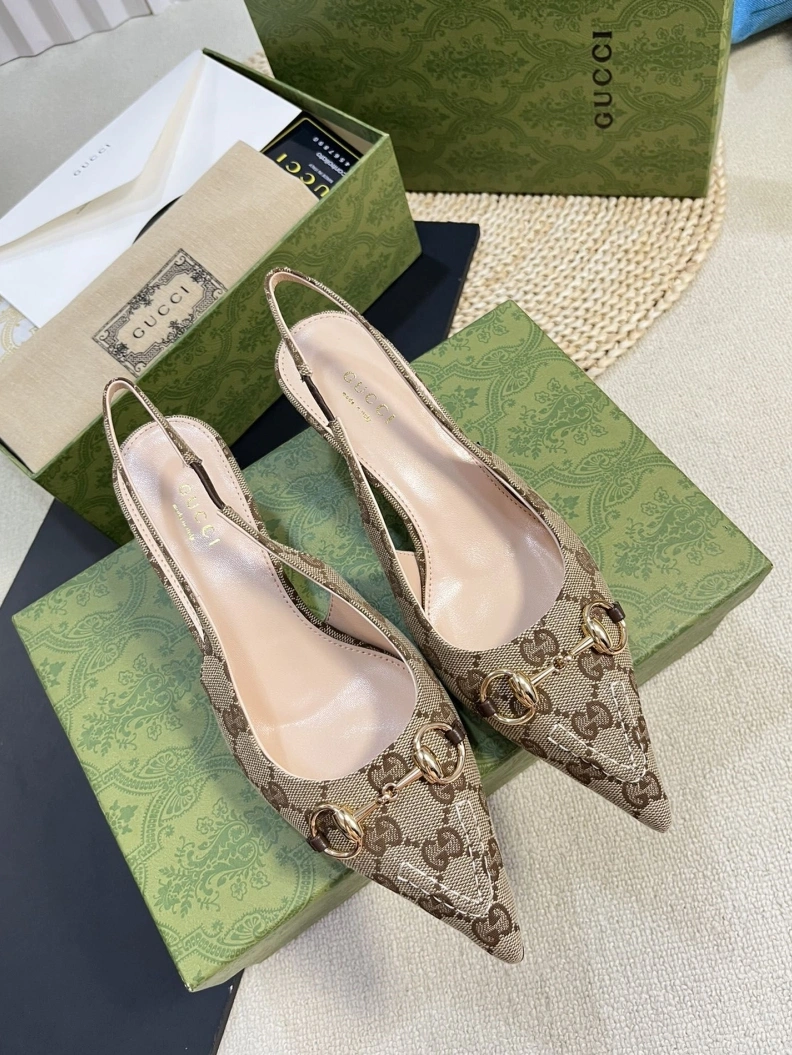 Gxccx Sandals Bright 157450