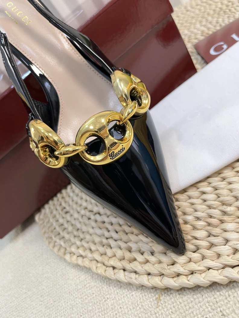 Elegant Gxccx Sandals 157461