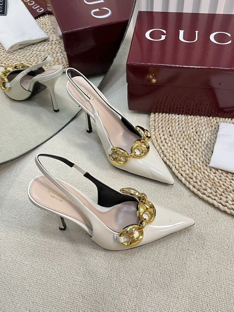 Gxccx Sandals WellDesigned 157473