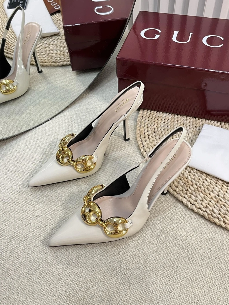Gxccx Sandals WellDesigned 157473
