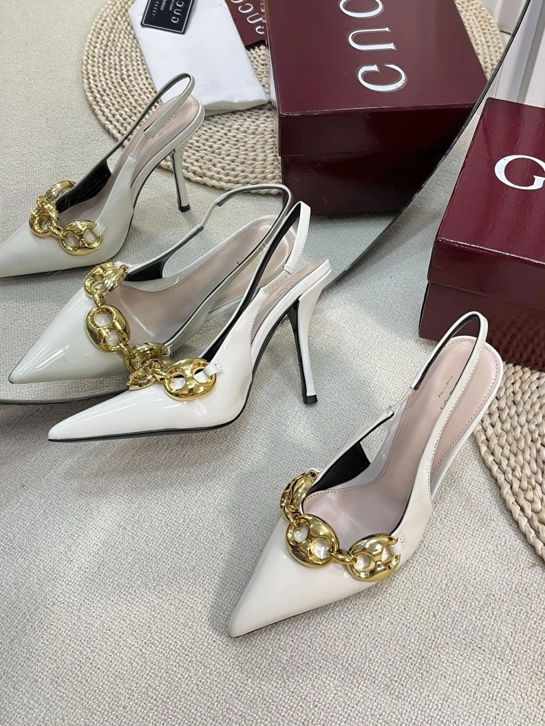 Gxccx Sandals WellDesigned 157473