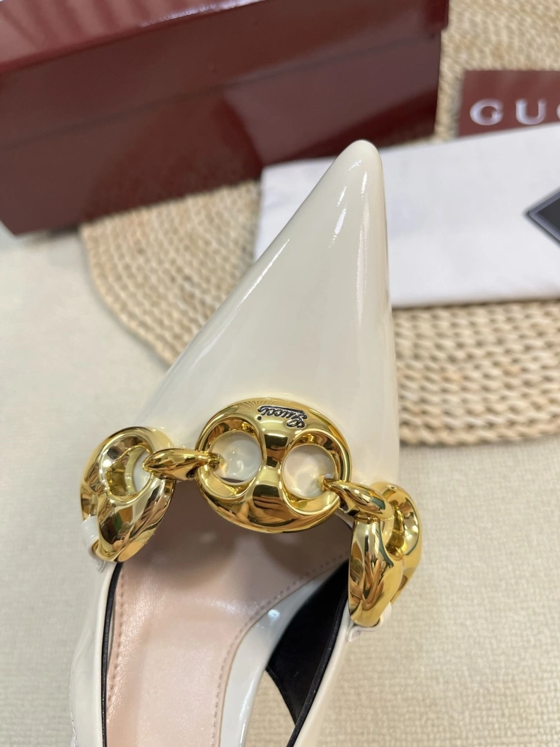Gxccx Sandals WellDesigned 157473