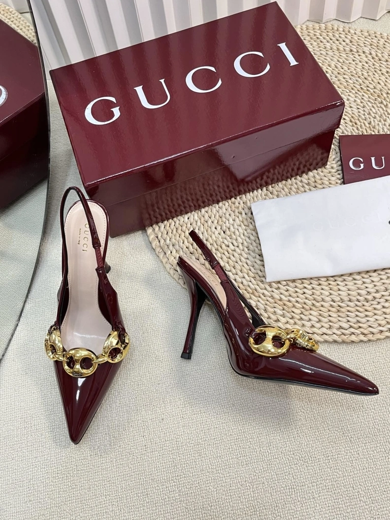 Lightweight Gxccx Sandals 157474