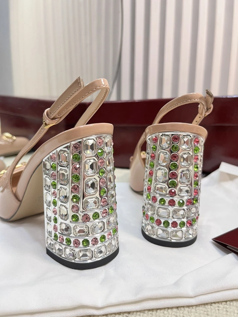 Comfortable Gxccx Sandals 157456