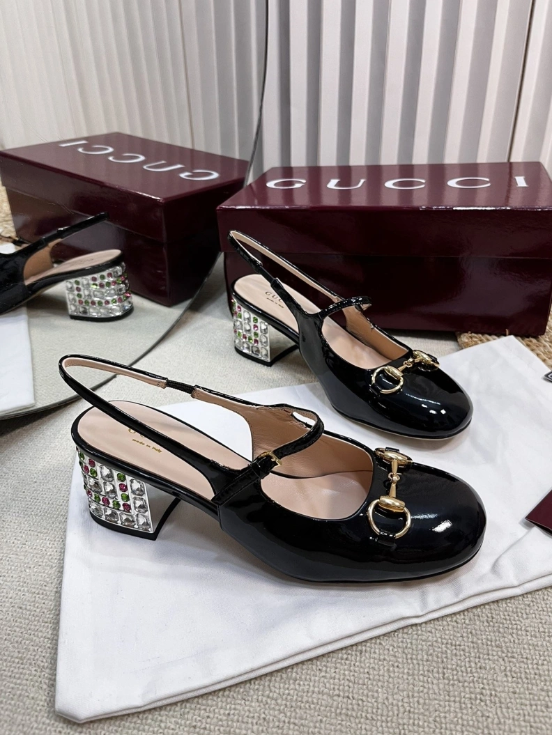 Affordable Gxccx Sandals 157443