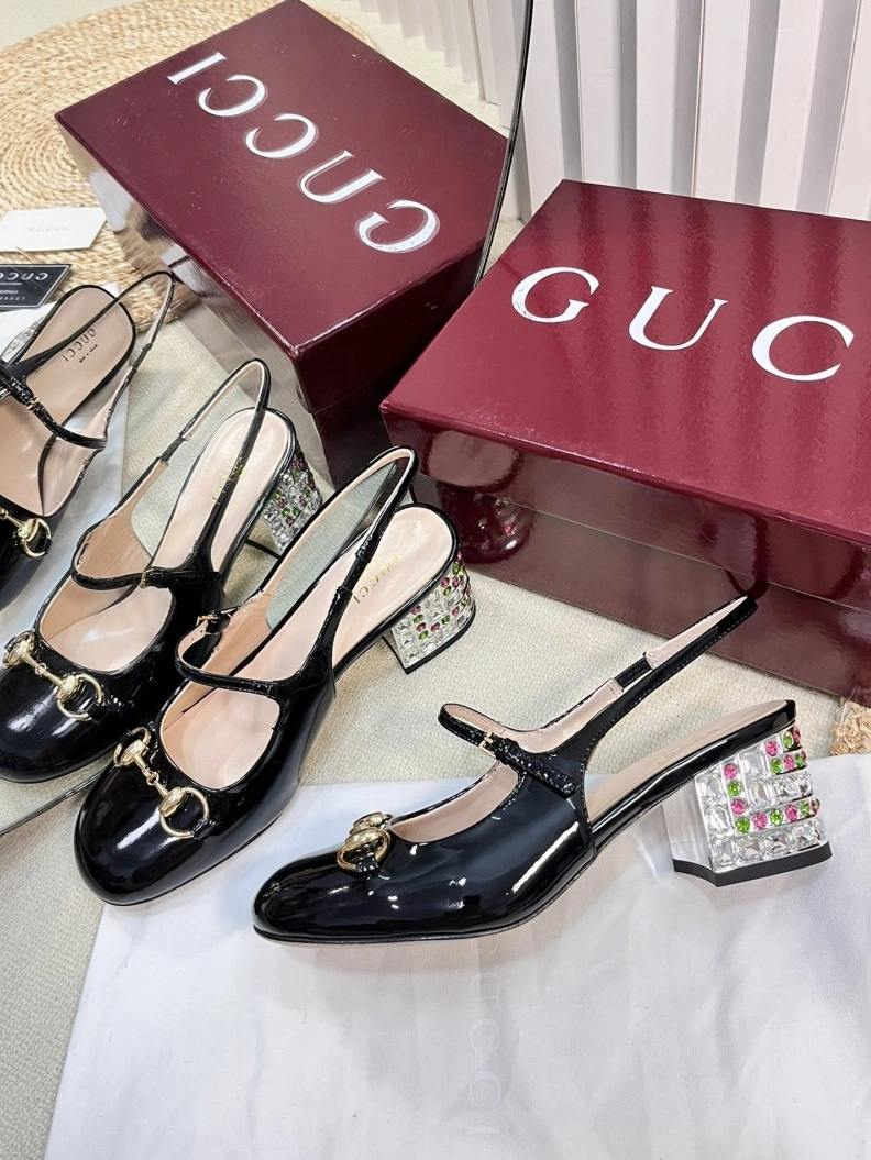 Affordable Gxccx Sandals 157443