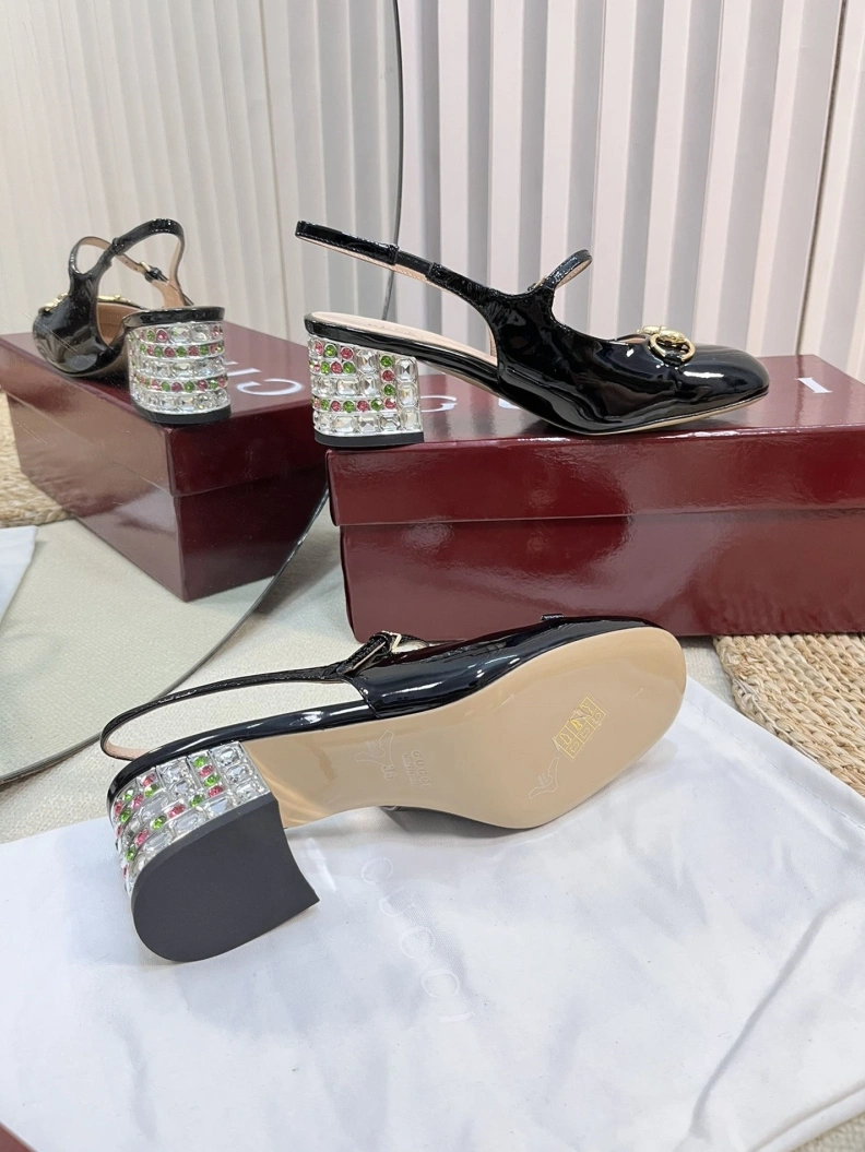 Affordable Gxccx Sandals 157443