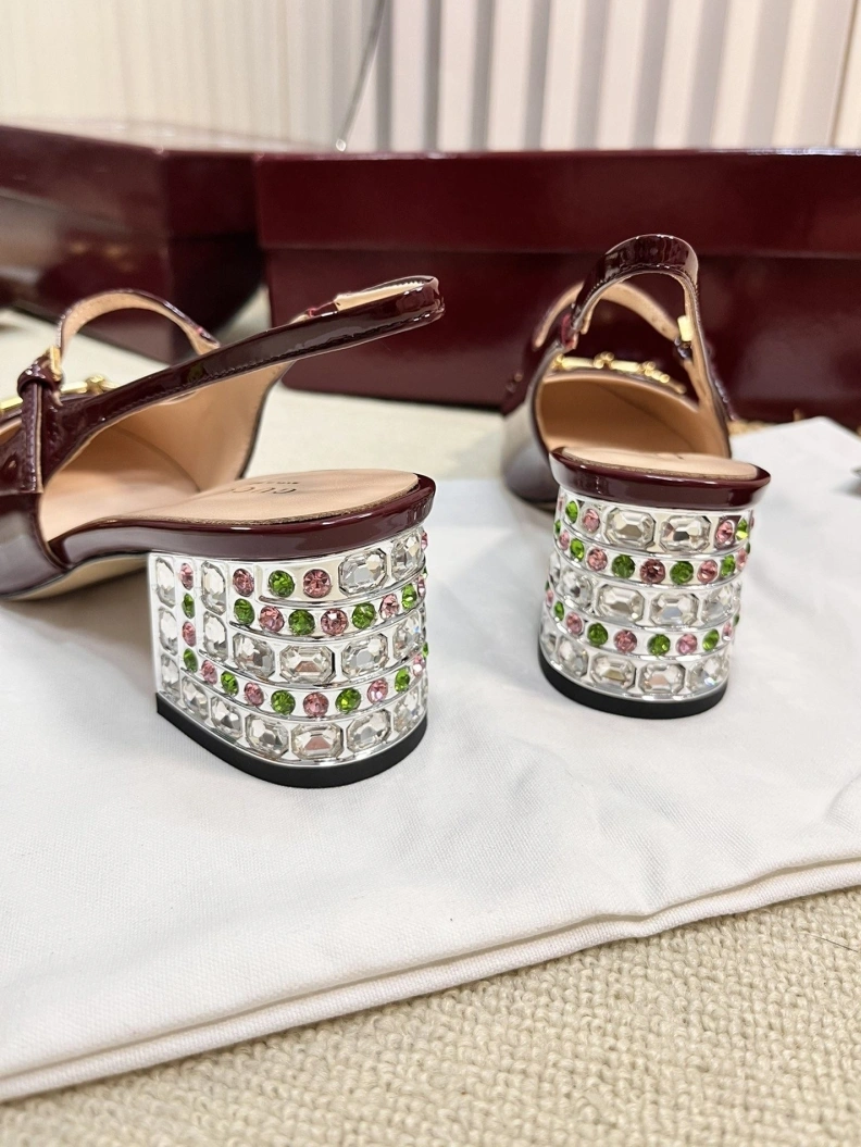 Trendsetting Gxccx Sandals 157416