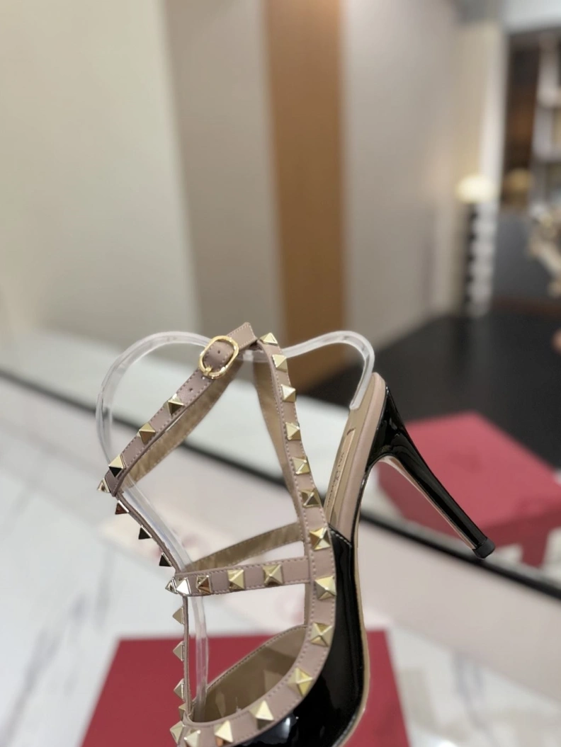 Flexible Vxlxntino High Heels 229799