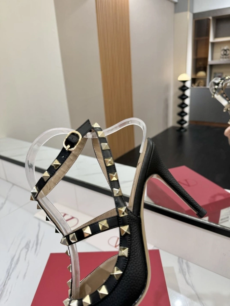 Trendy Vxlxntino High Heels 229804