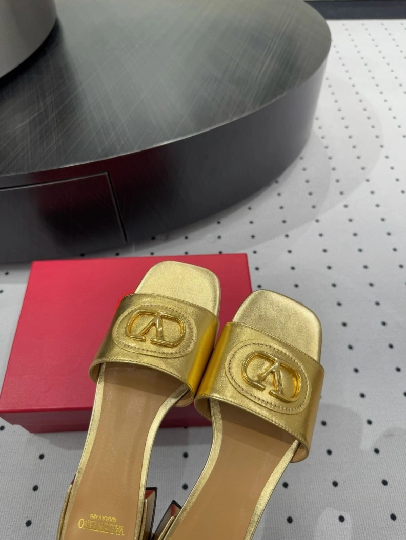 GoodFit Vxlxntino Slippers 229601