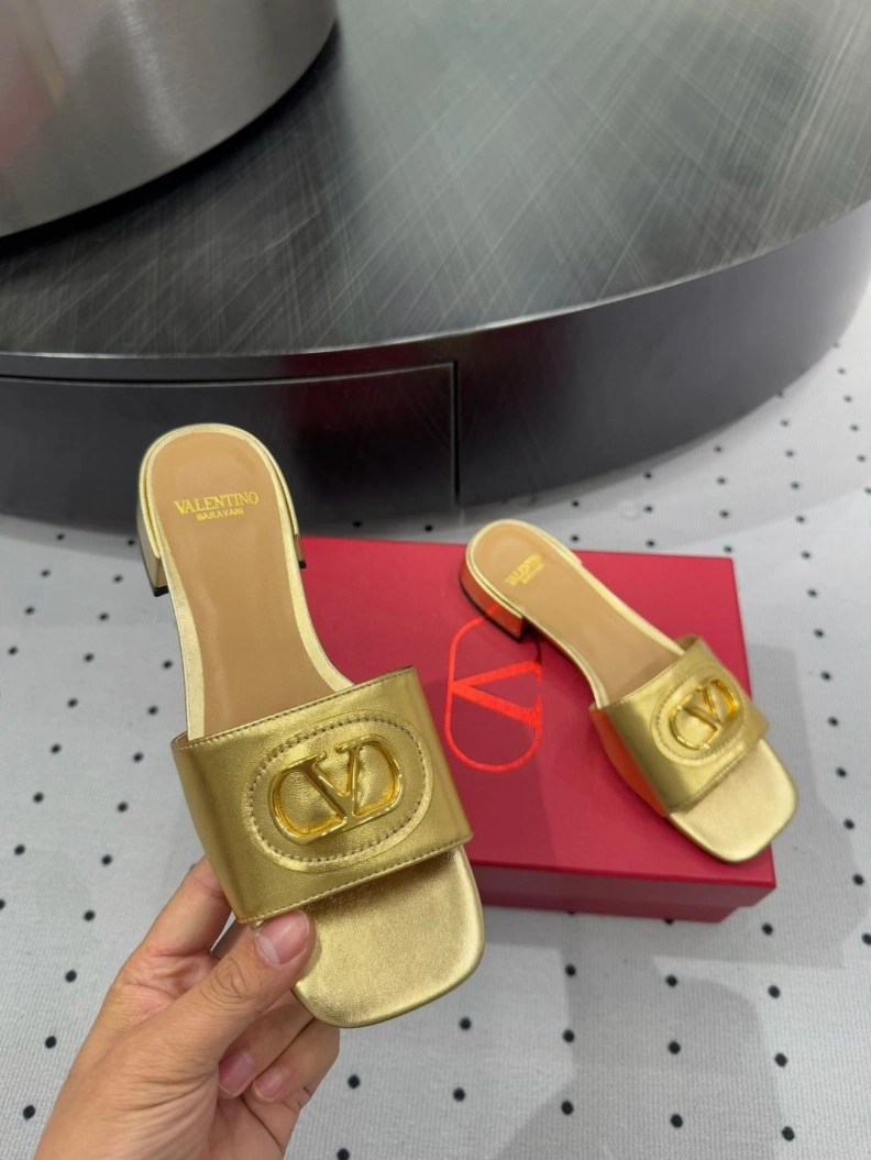 GoodFit Vxlxntino Slippers 229601